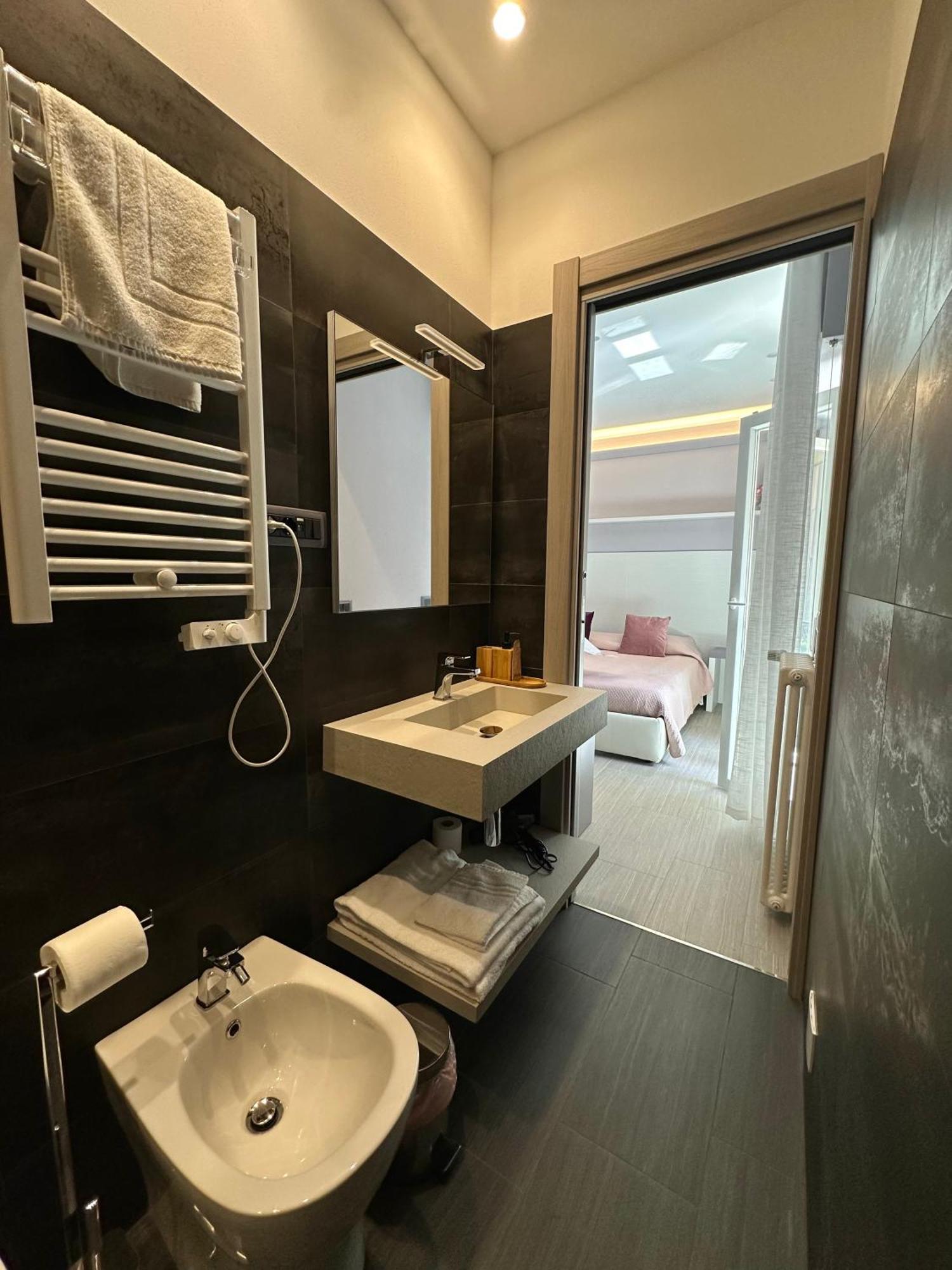 Real Rooms Dalia La Spezia Ngoại thất bức ảnh